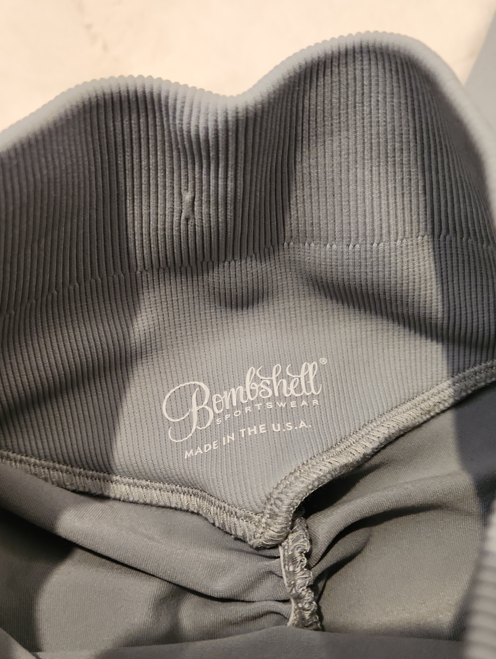 2pc Bombshell Sportswear Figure Scrunch - Picture 3 of 7
